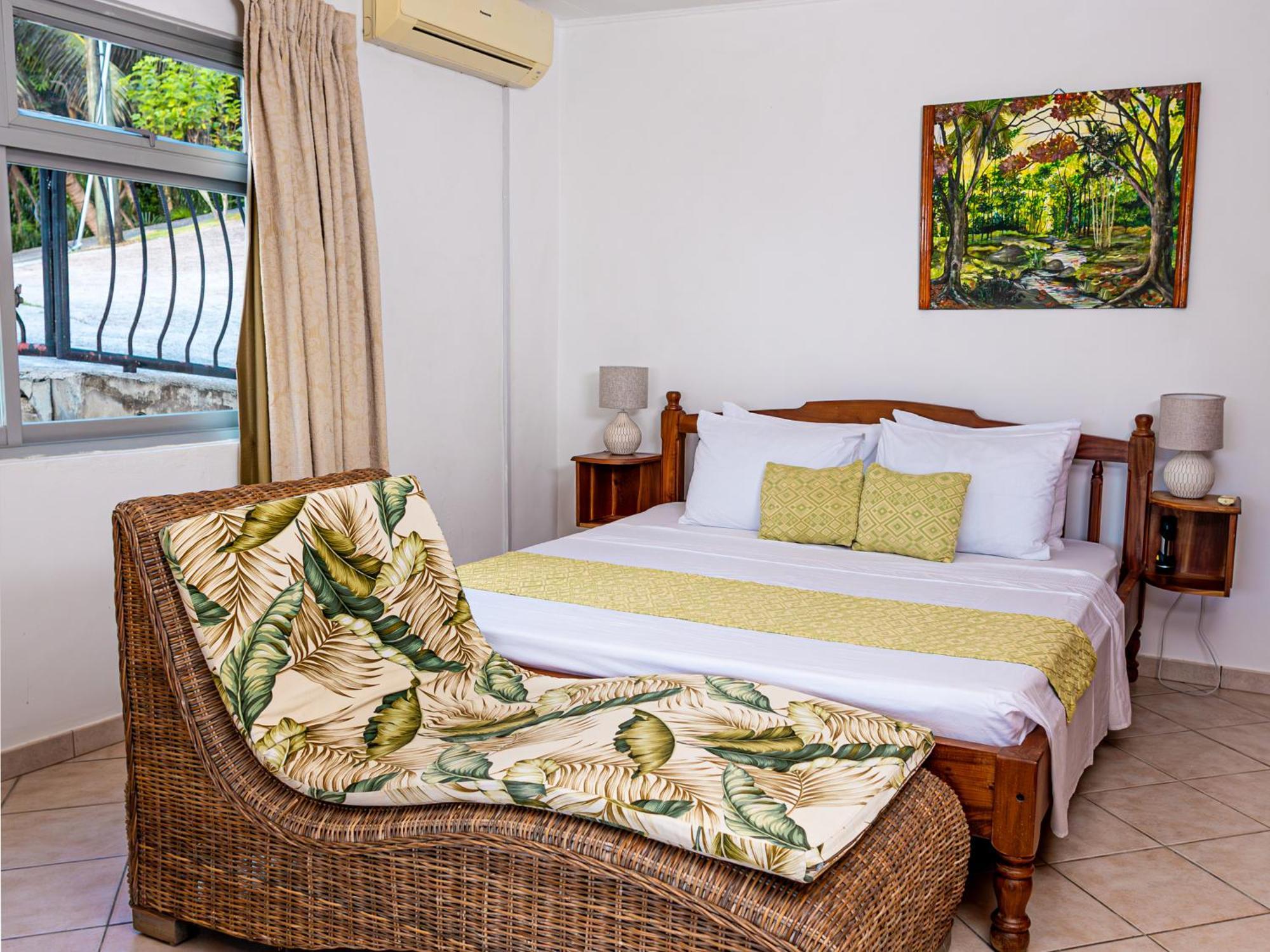 Bottle Palm Villa Victoria Dış mekan fotoğraf