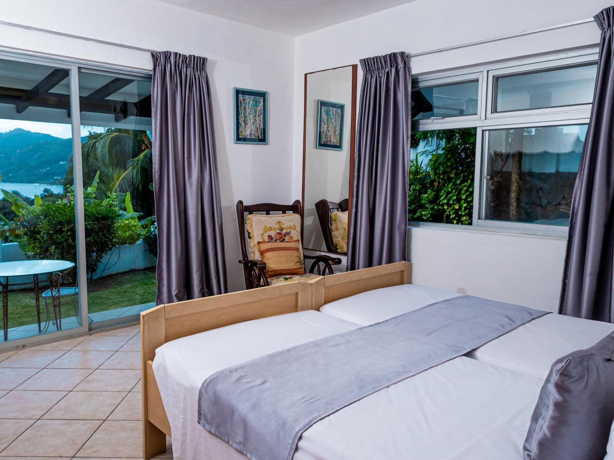 Bottle Palm Villa Victoria Dış mekan fotoğraf